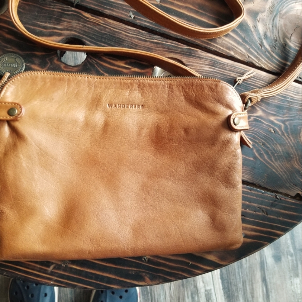 Wanderers Travel Co Venetian Grande Passport crossbody purse/bag